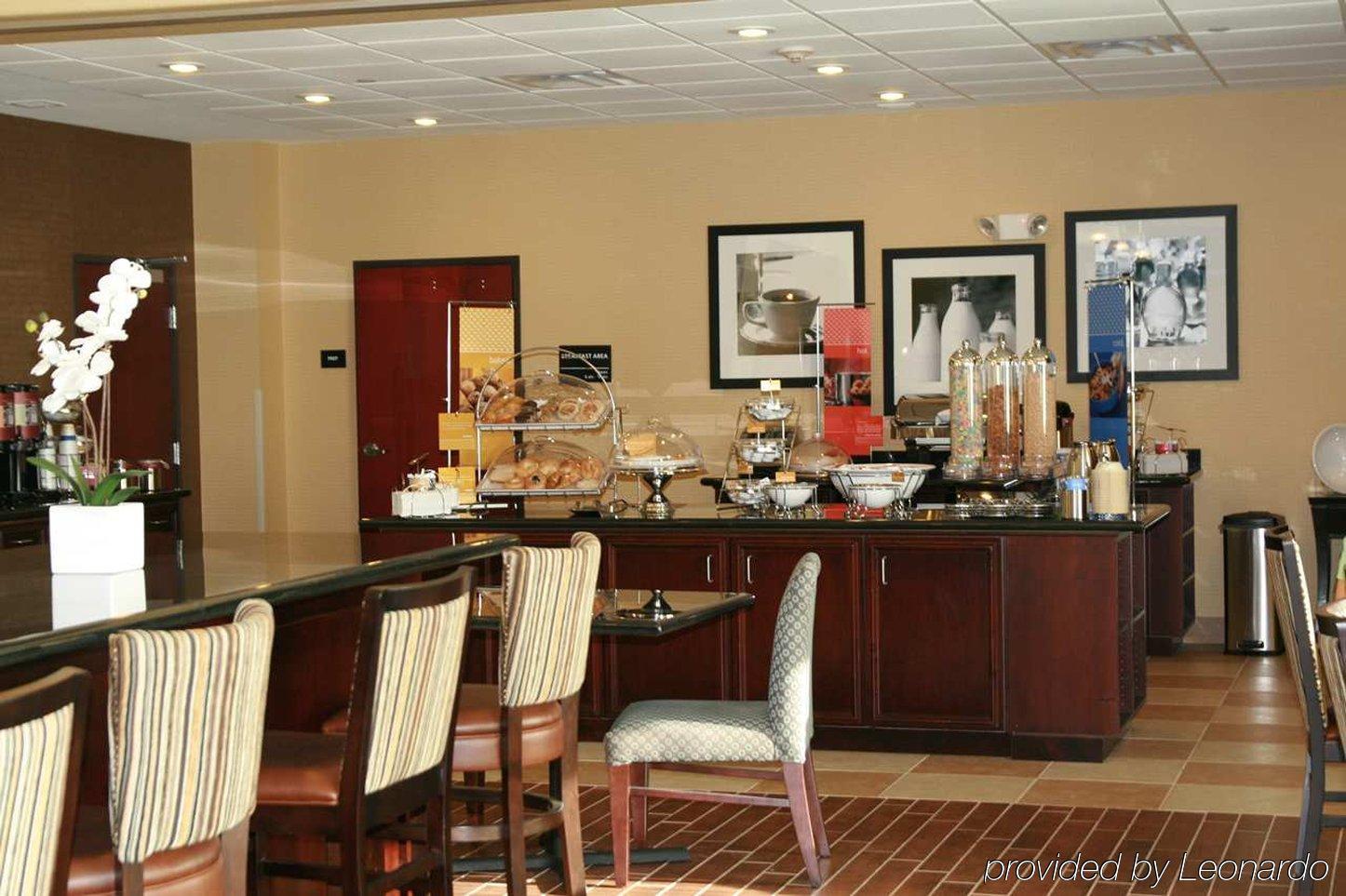Hampton Inn & Suites Dumas Restaurante foto